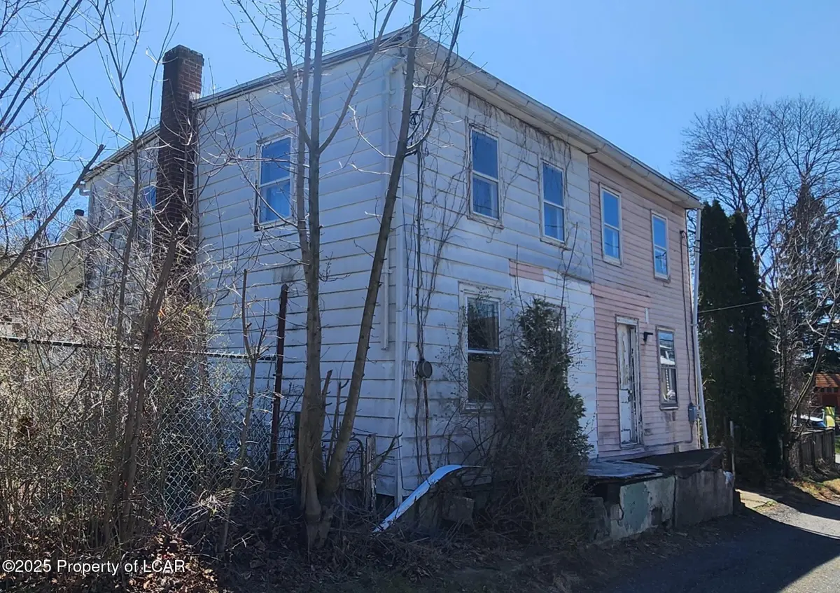 405 5th Street, Port Carbon in Port Carbon