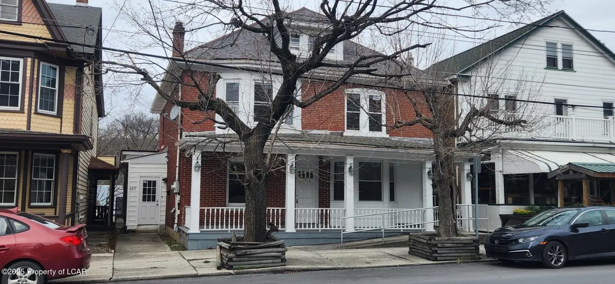 517 E Broad Street B, Tamaqua in Tamaqua