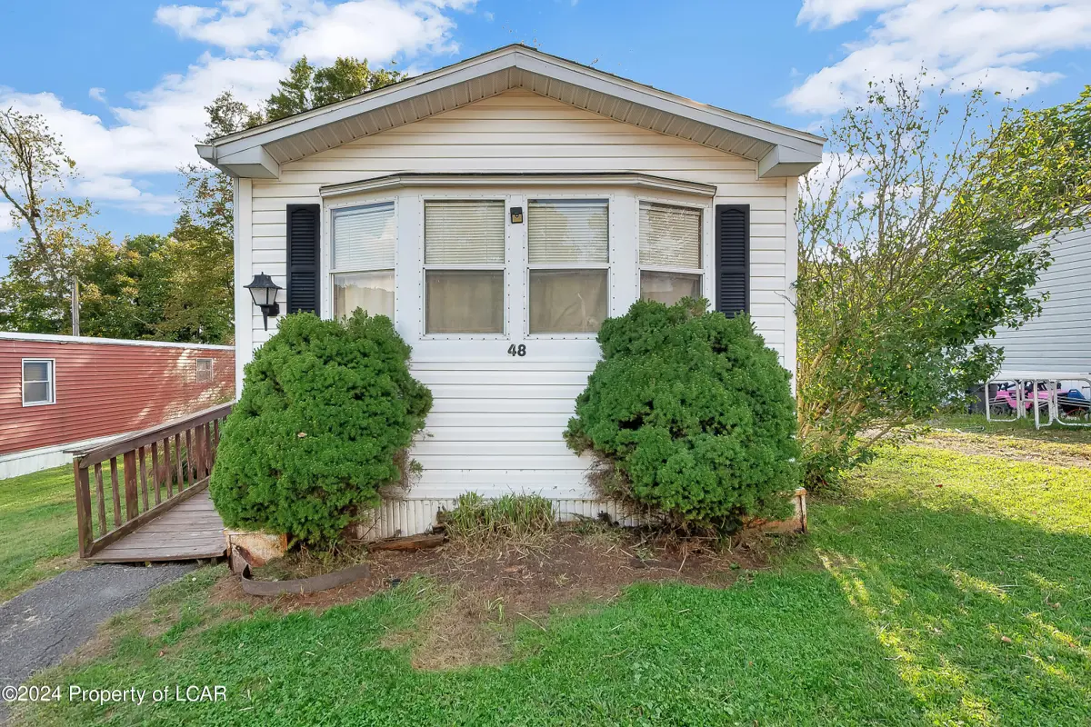 48 Cardinal Drive, Shavertown in Shavertown