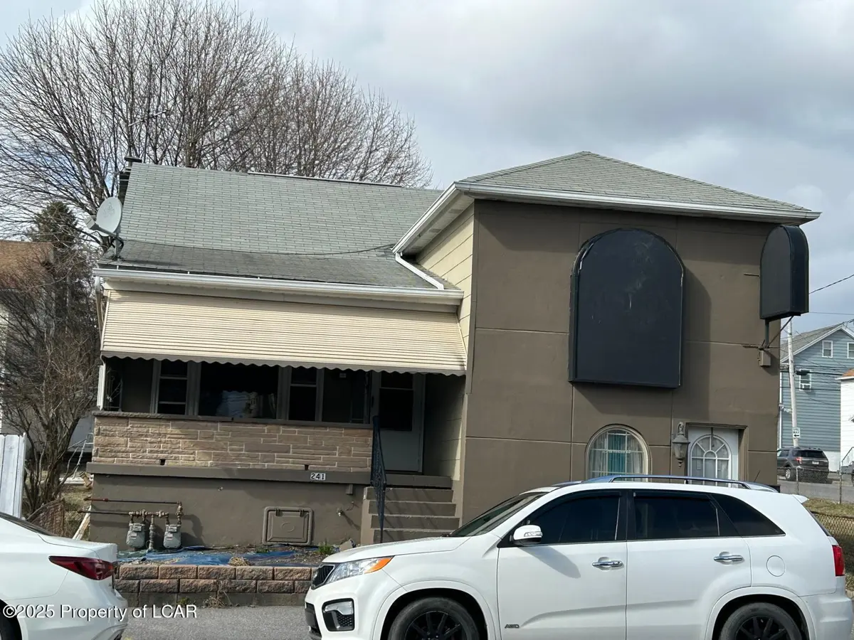 241 E Diamond Avenue, Hazleton in Hazleton