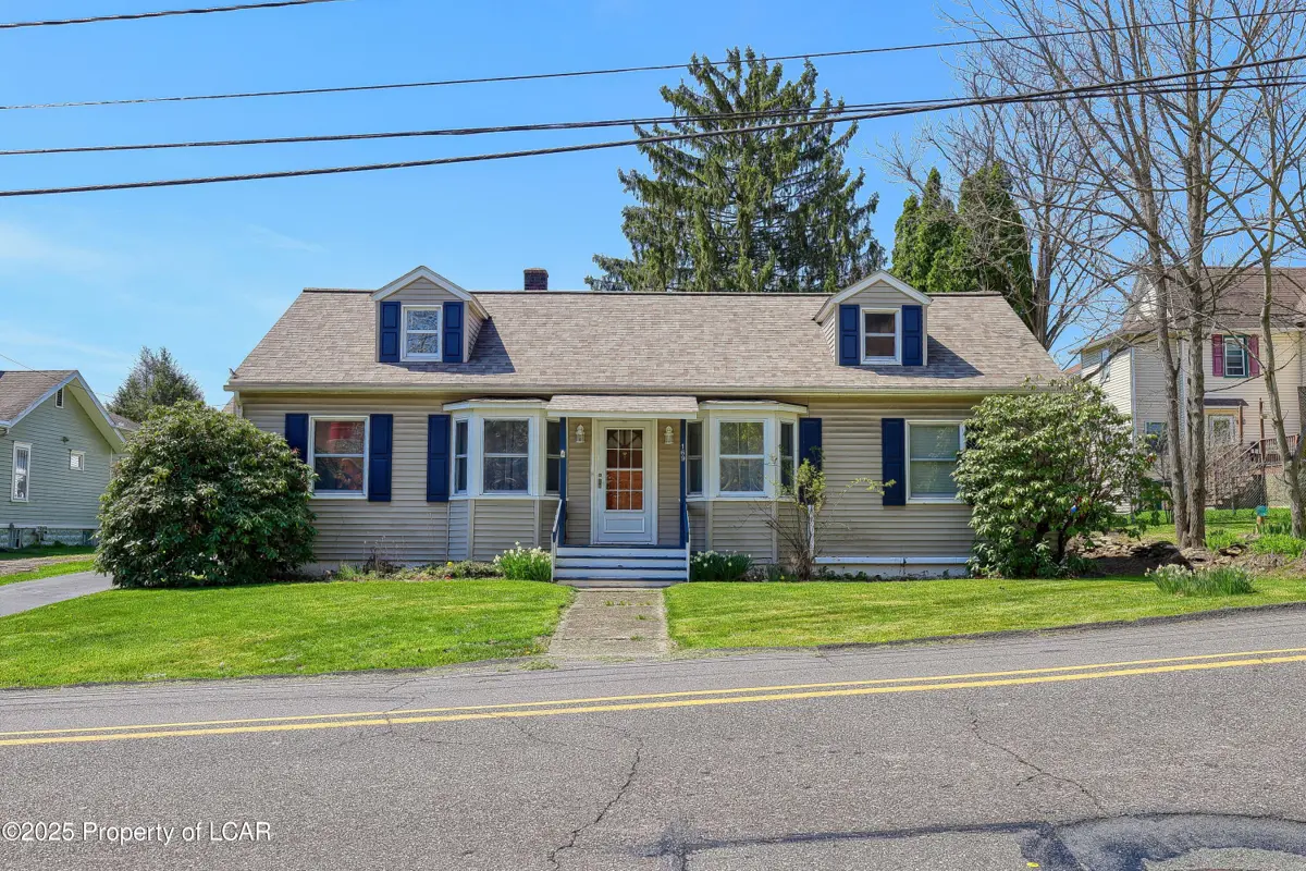 169 Oak Street, Trucksville in Trucksville