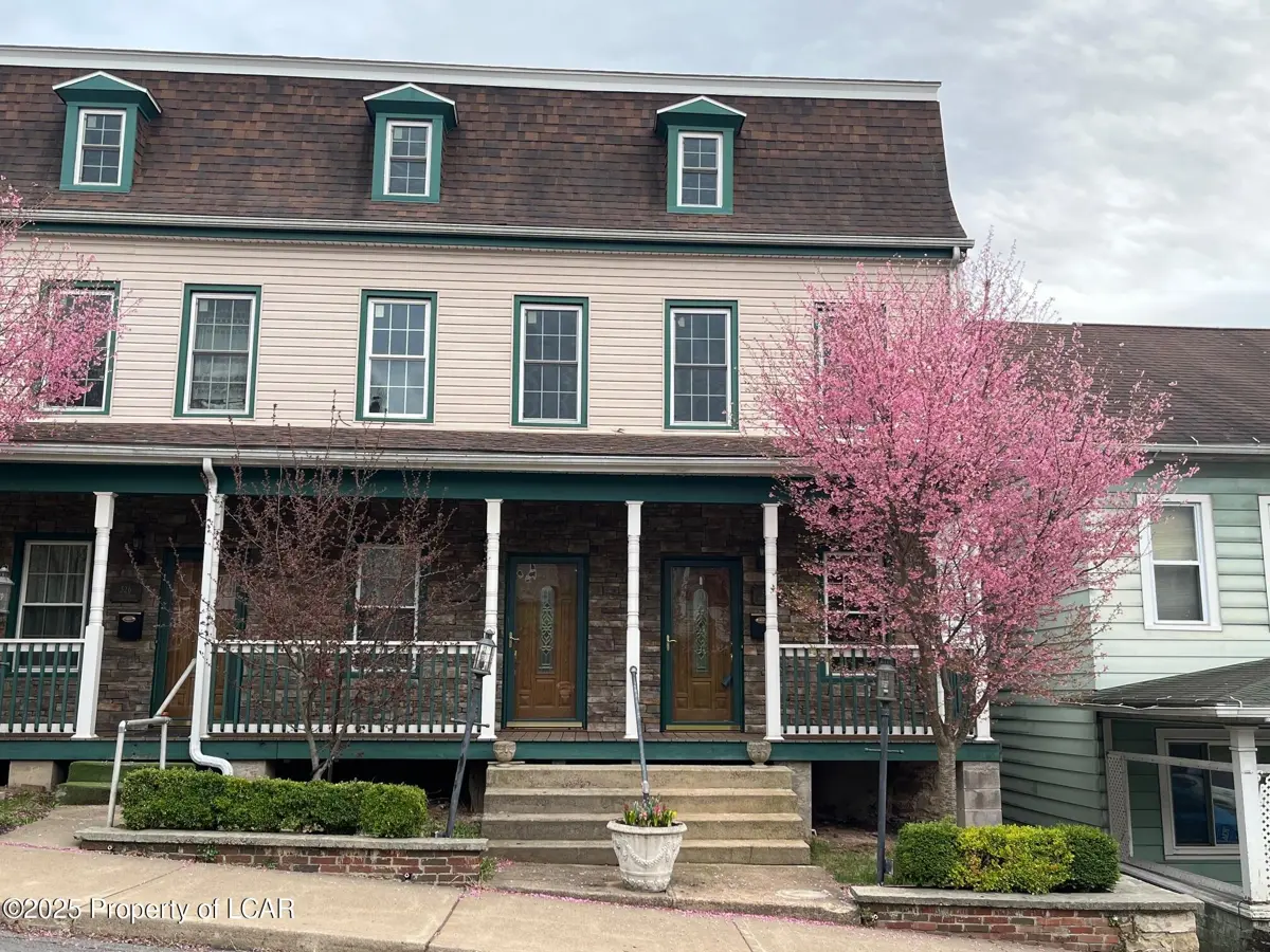 322 1st Street, Weatherly in Weatherly
