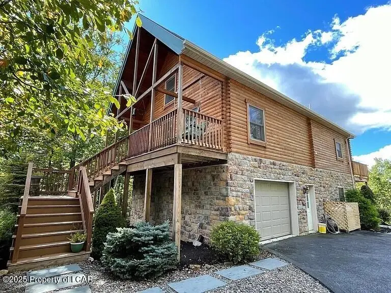 79 Mohican Court, Hazleton in Hazleton