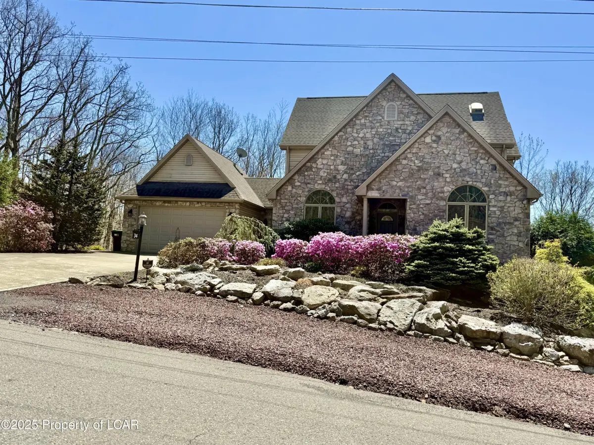 34 CORRAL Road, Hazleton in Hazleton