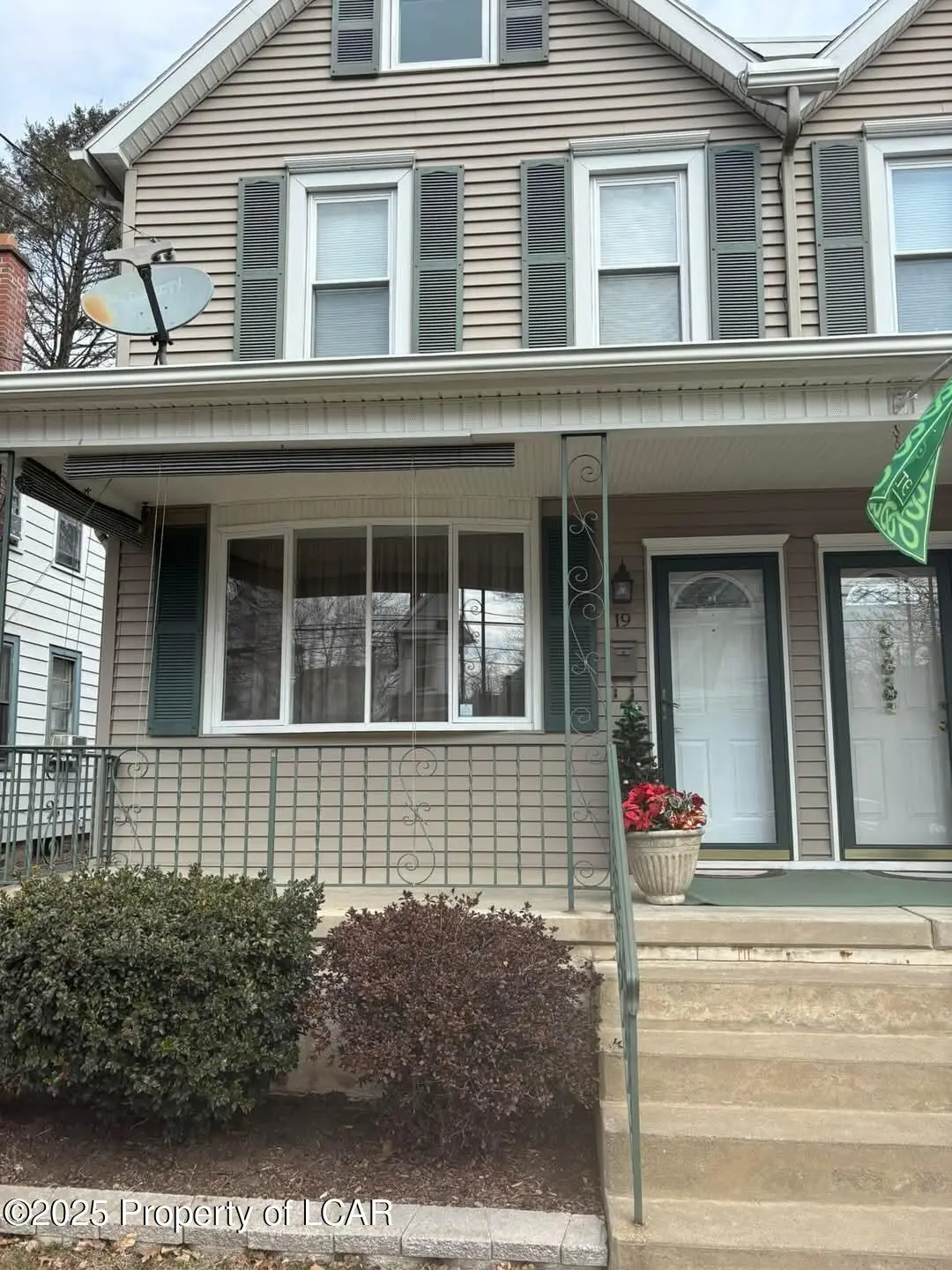 19 Lockhart Street, Wilkes-Barre in Wilkes-Barre