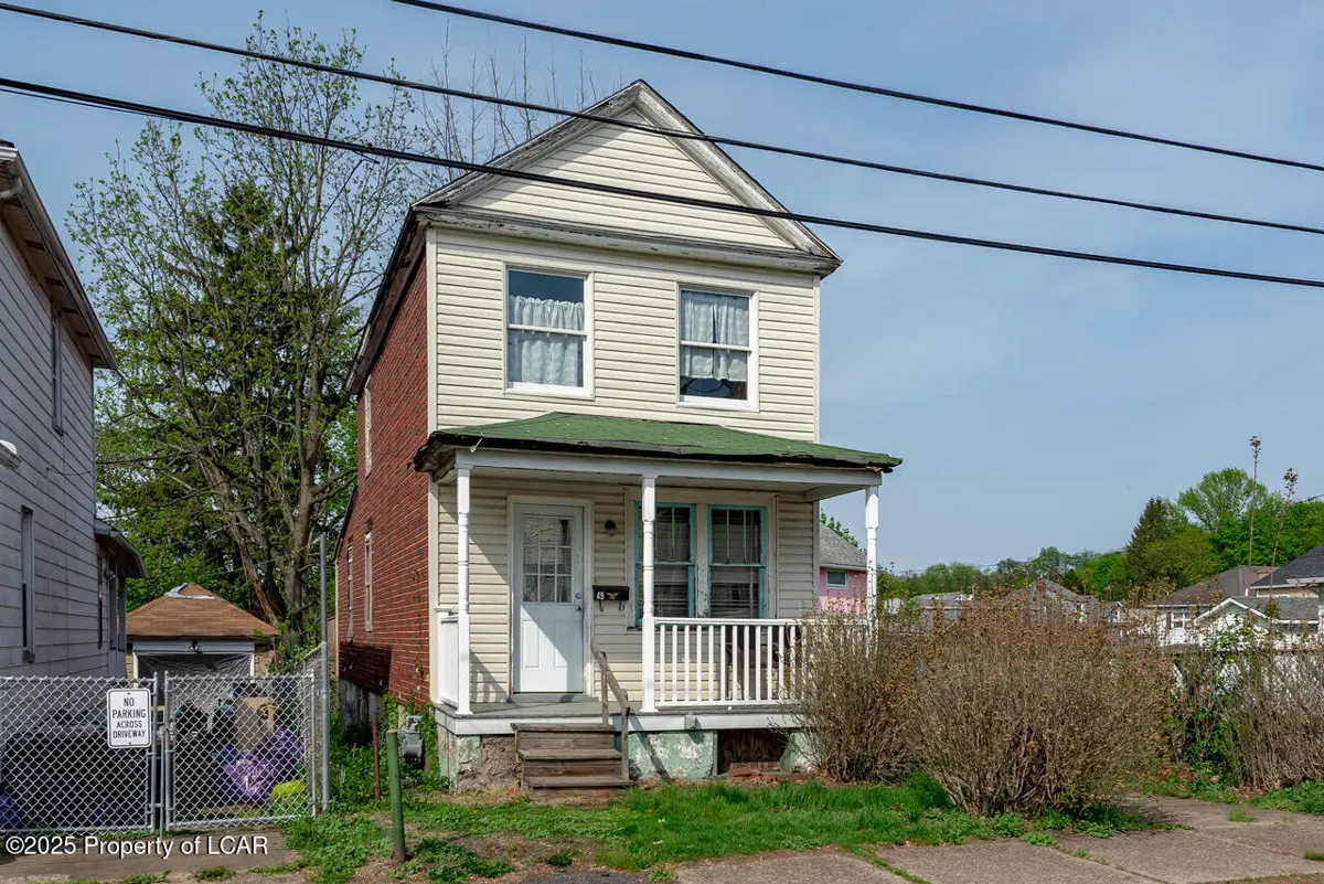 49 St John Street, Wilkes-Barre in Wilkes-Barre