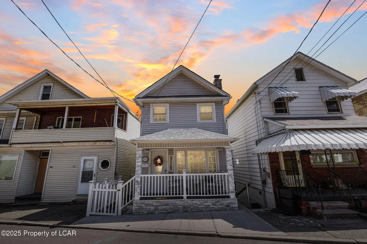 3081 S Main St, Hanover Township in Hanover Township