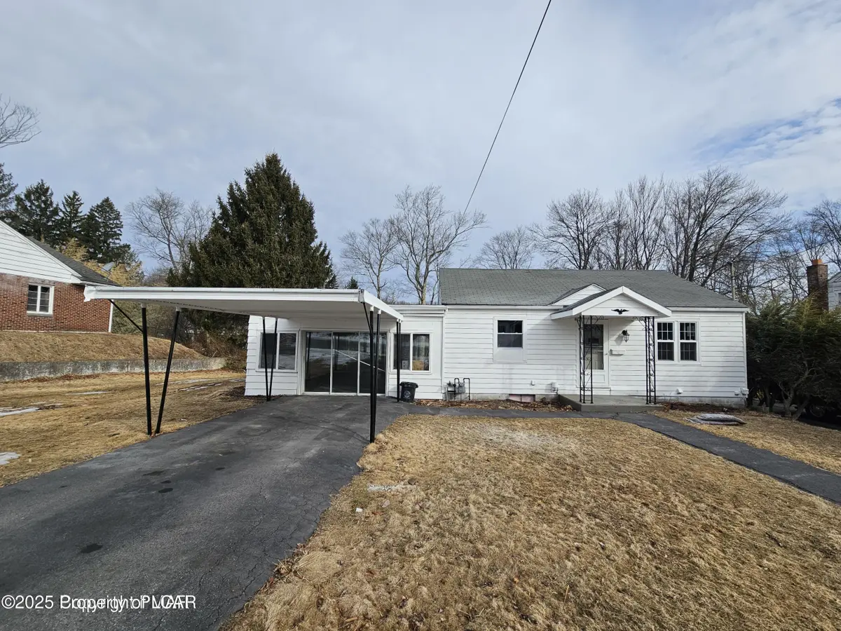 327 Susquehanna Street, White Haven in White Haven