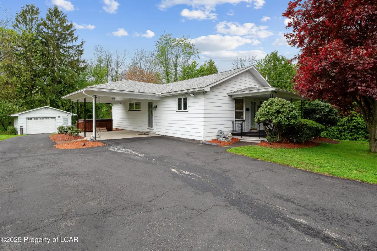 1343 Spruce Street, Pittston Township in Pittston Township