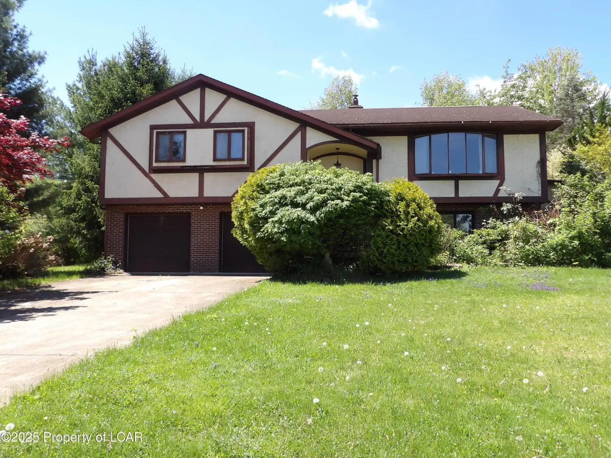 4 Kings Court, Nanticoke in Nanticoke