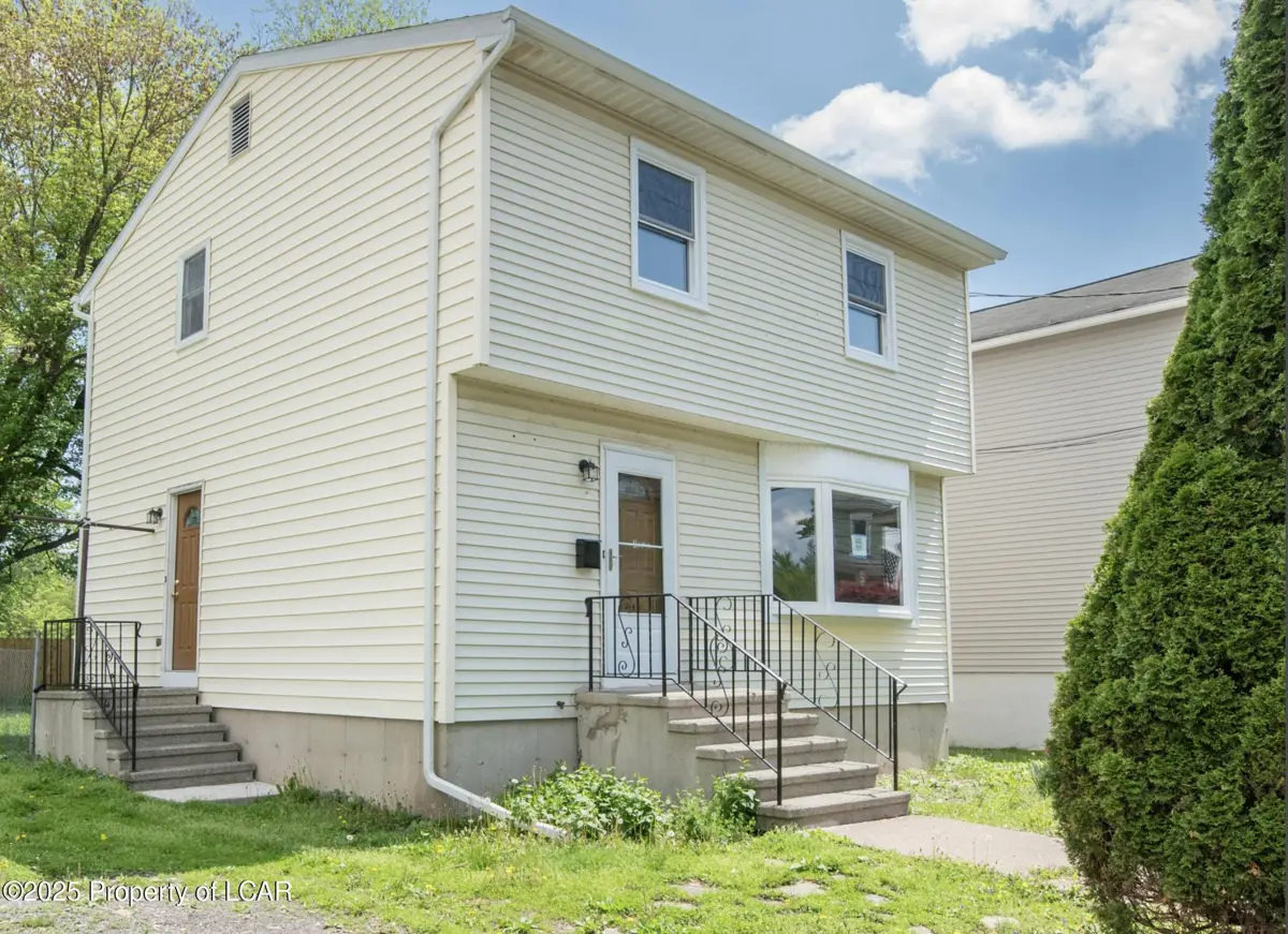122 Flat Road, Plymouth in Plymouth
