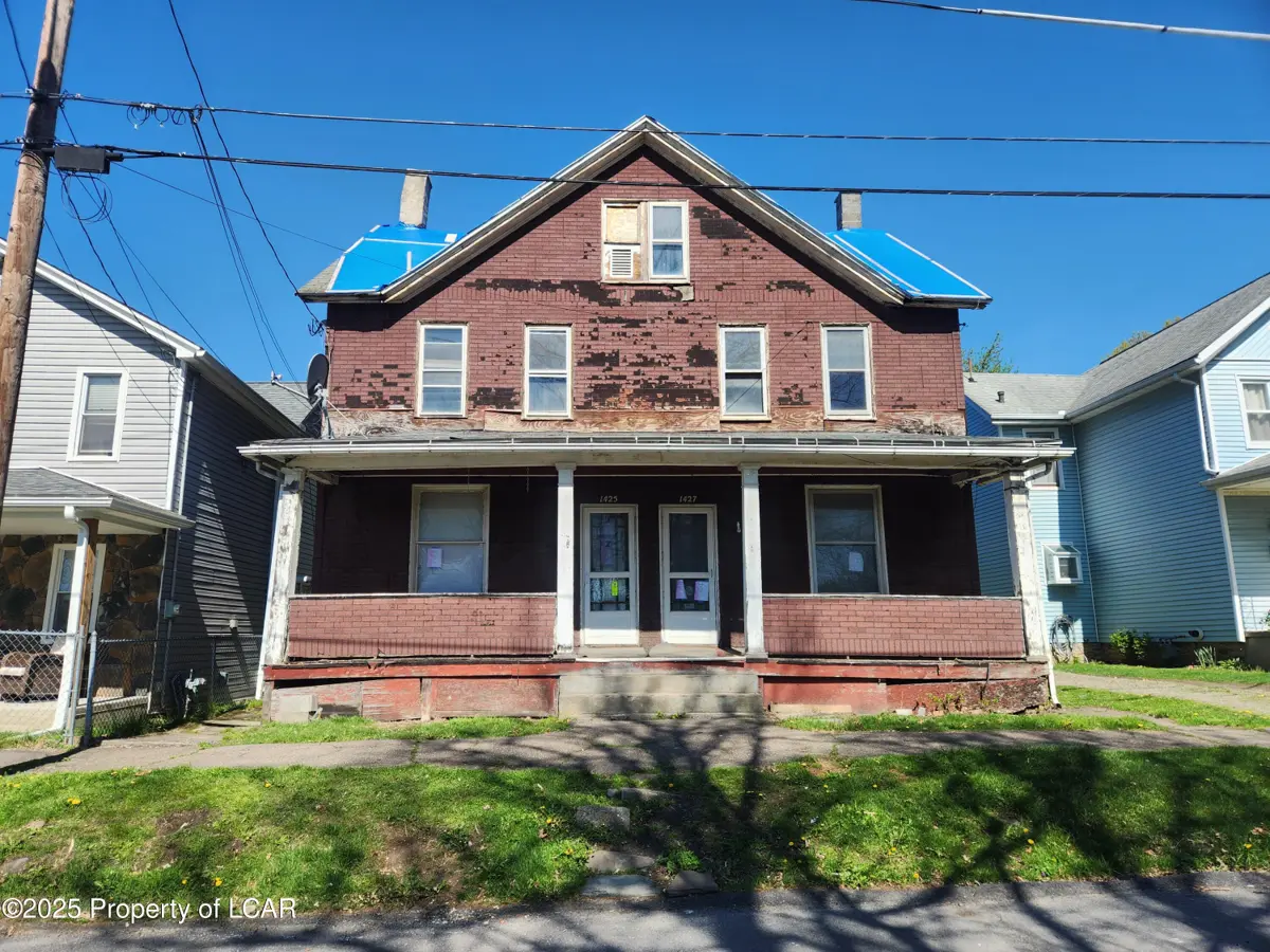 1427 Dickson Avenue, Scranton in Scranton
