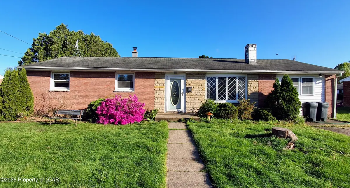 925 E 9th Street, Berwick in Berwick