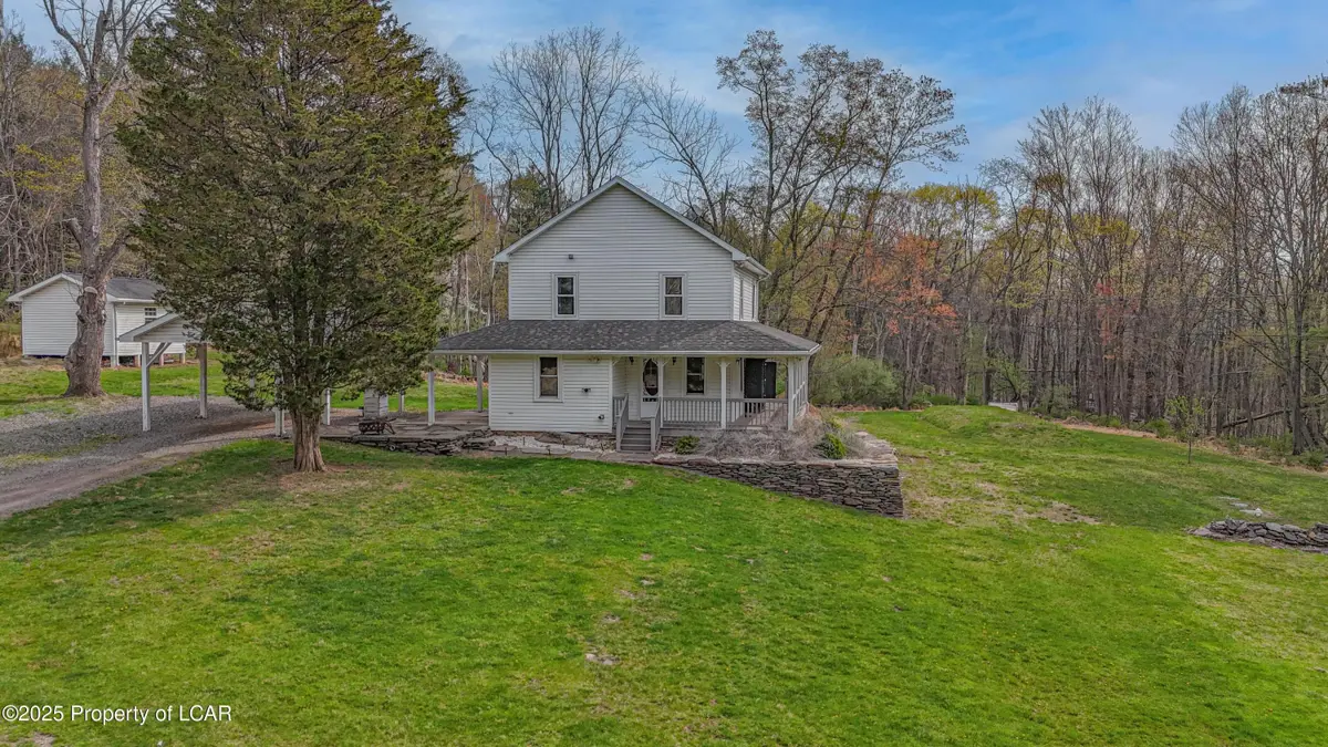 101 Bilby Hill Road, Shickshinny in Shickshinny
