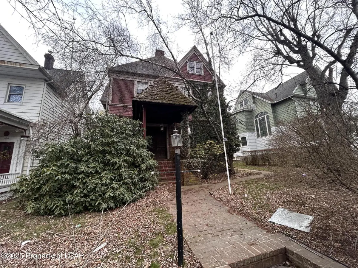 164 N Laurel Street, Hazleton in Hazleton