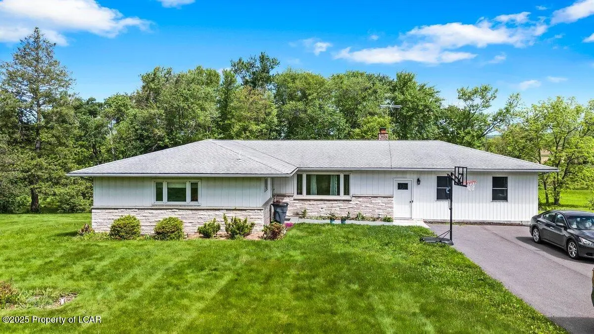 102 Old Mountain Road, Nescopeck in Nescopeck