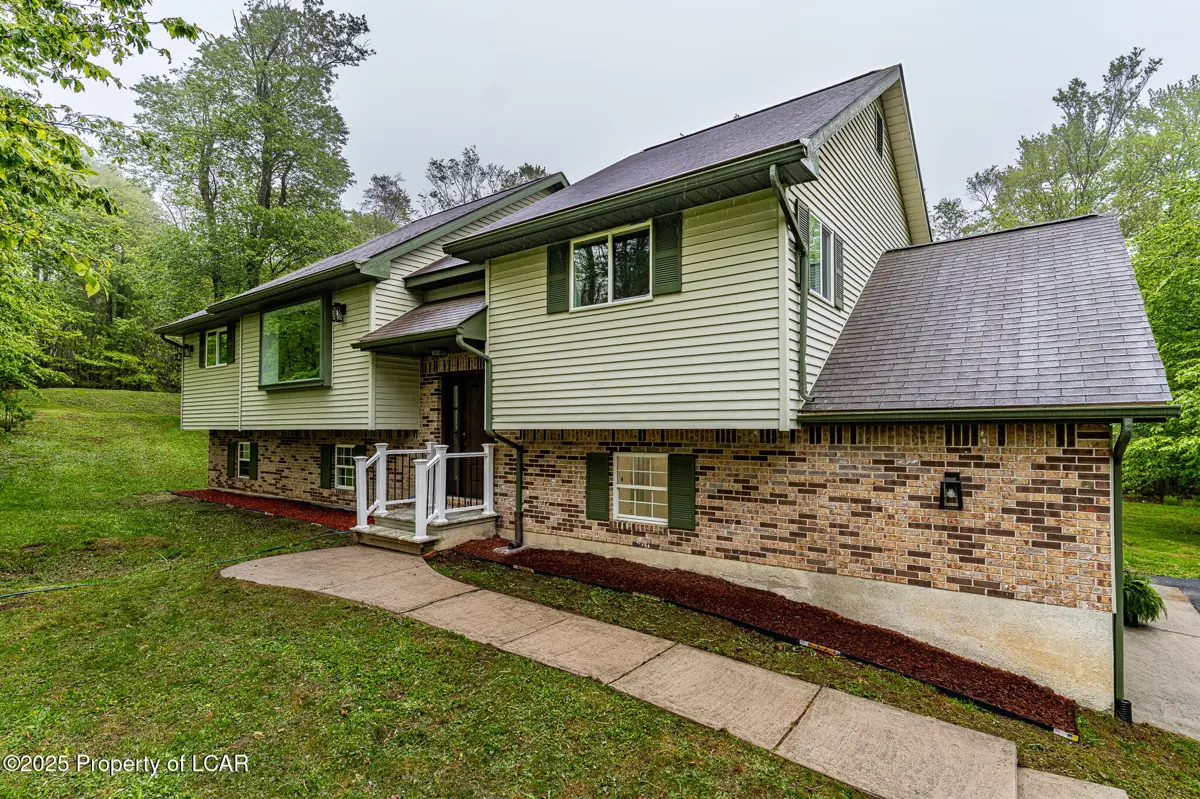 9189 Wilson Court, Tobyhanna in Tobyhanna