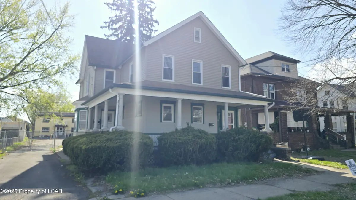 86 W Dorrance Street, Kingston in Kingston