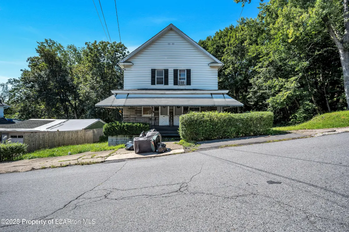 1307 Wood Street, Scranton in Scranton
