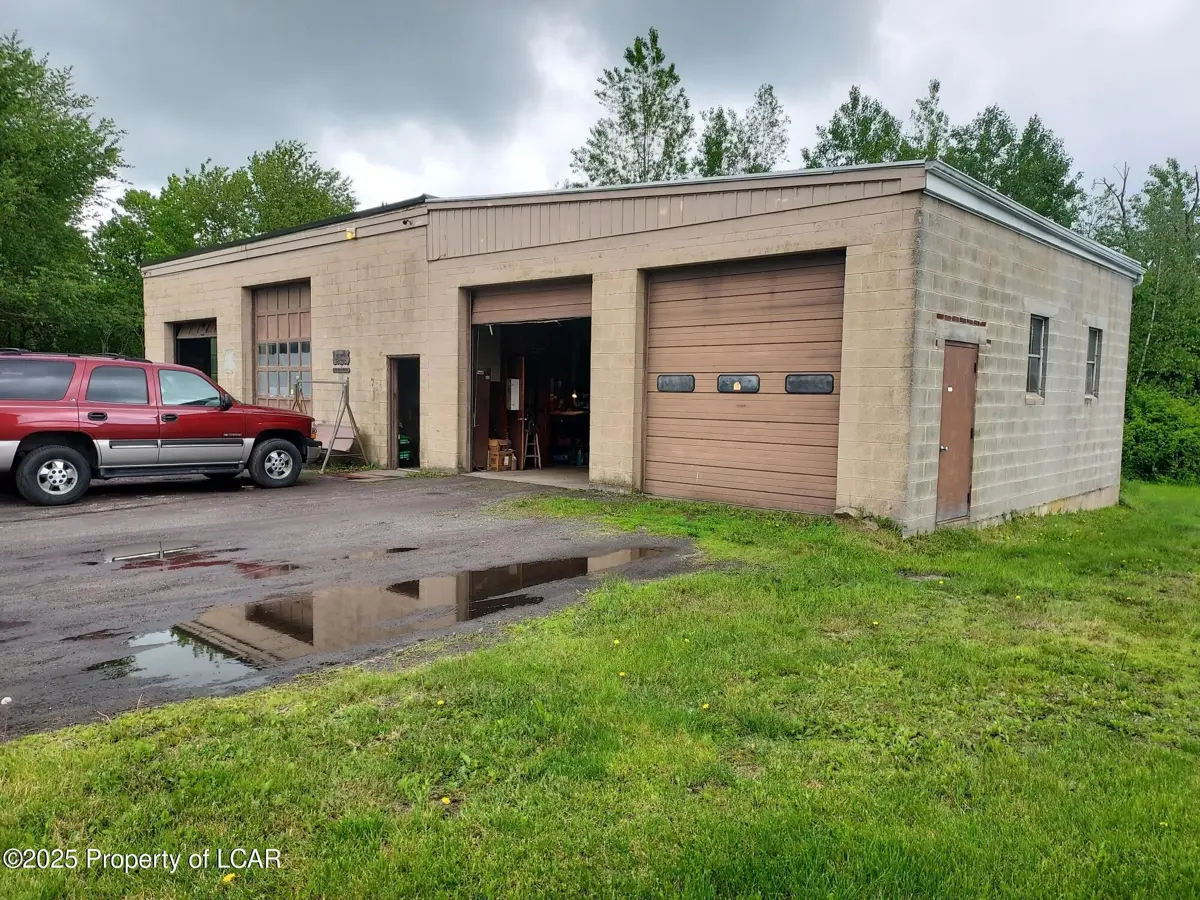 314 Pansy Lane, Hazle Township in Hazle Township