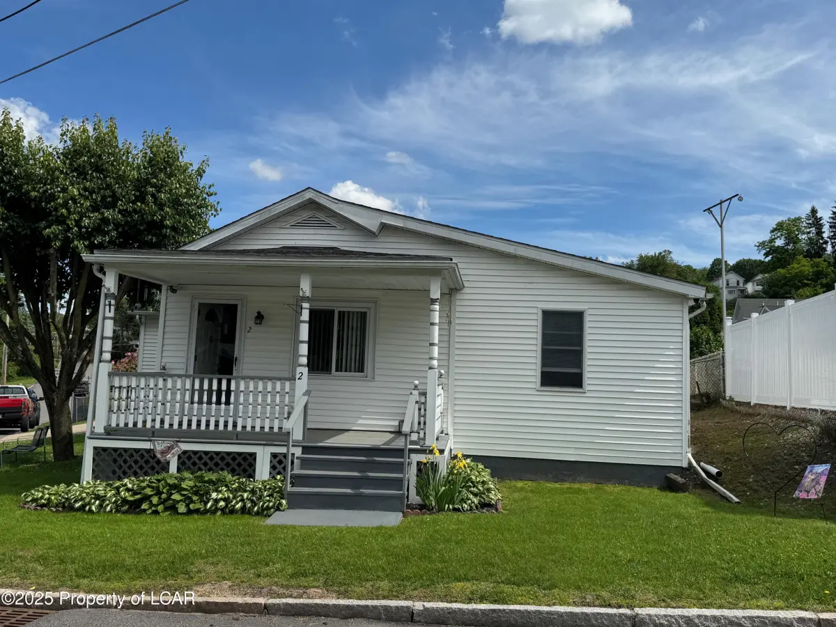2 Pulaski Street, Hanover Township in Hanover Township