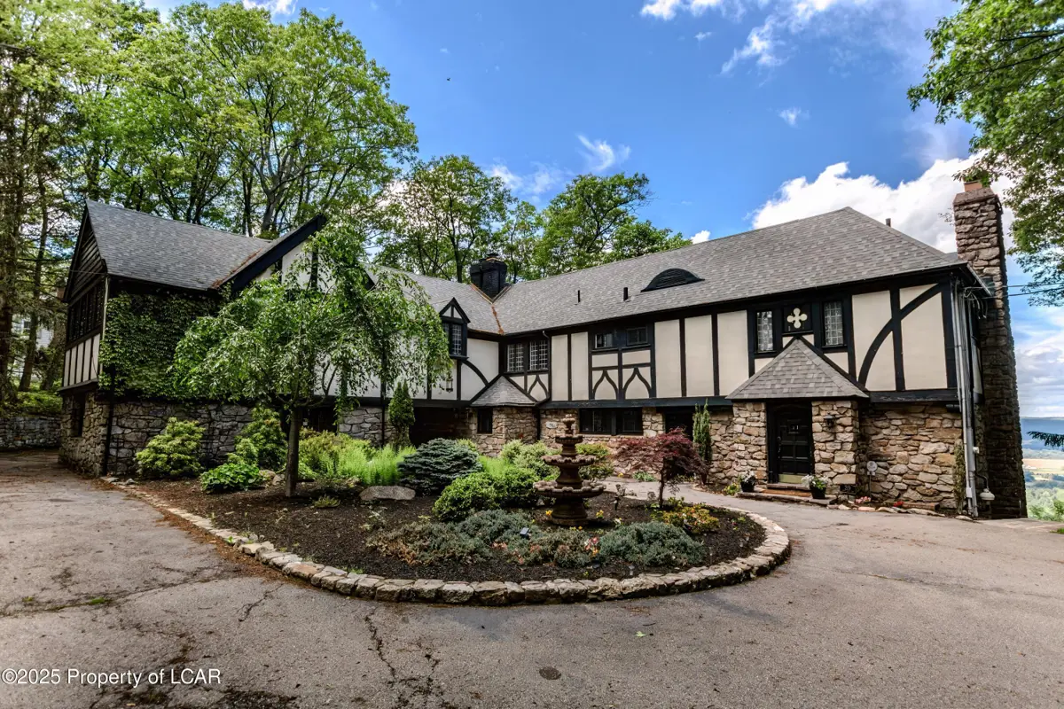 39 Star Mor Lane, Hazleton in Hazleton