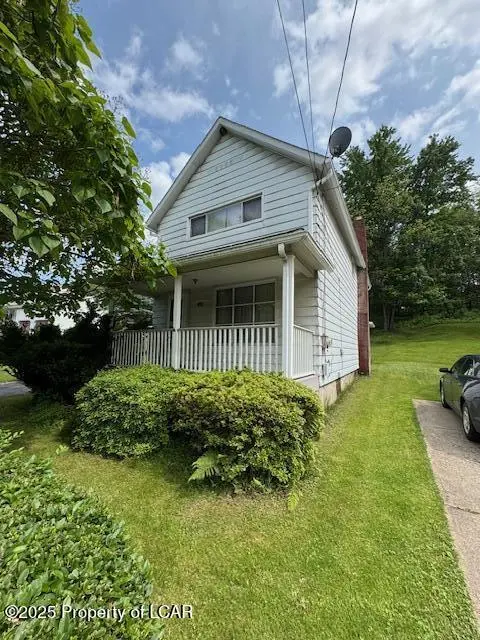 125 E Saylor Avenue, Jenkins Township in Jenkins Township