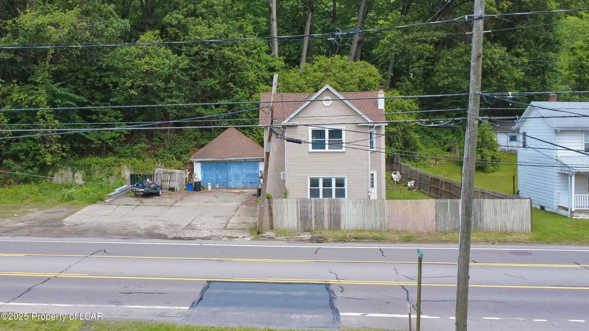 313 E Poplar Street, Nanticoke in Nanticoke