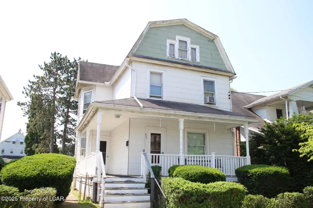 421 E Ridge Street, Nanticoke in Nanticoke