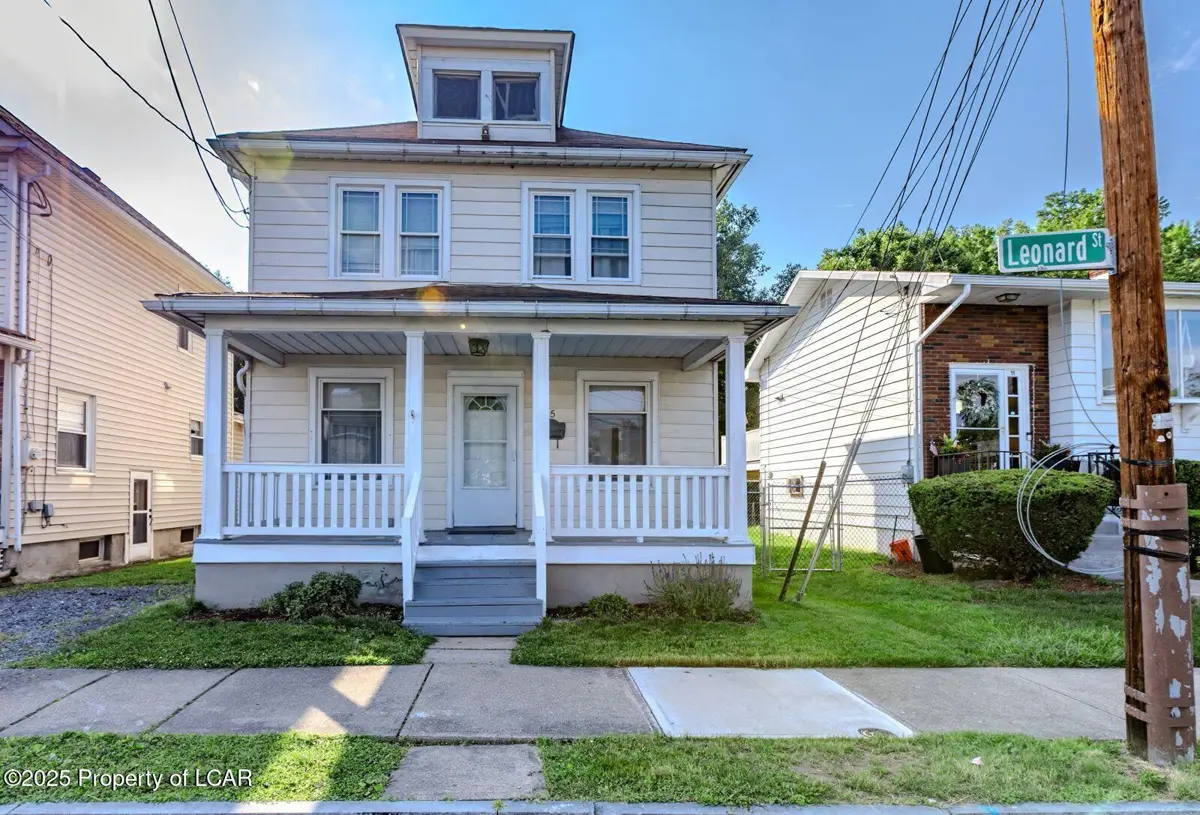 15 Leonard Street, Wilkes-Barre in Wilkes-Barre