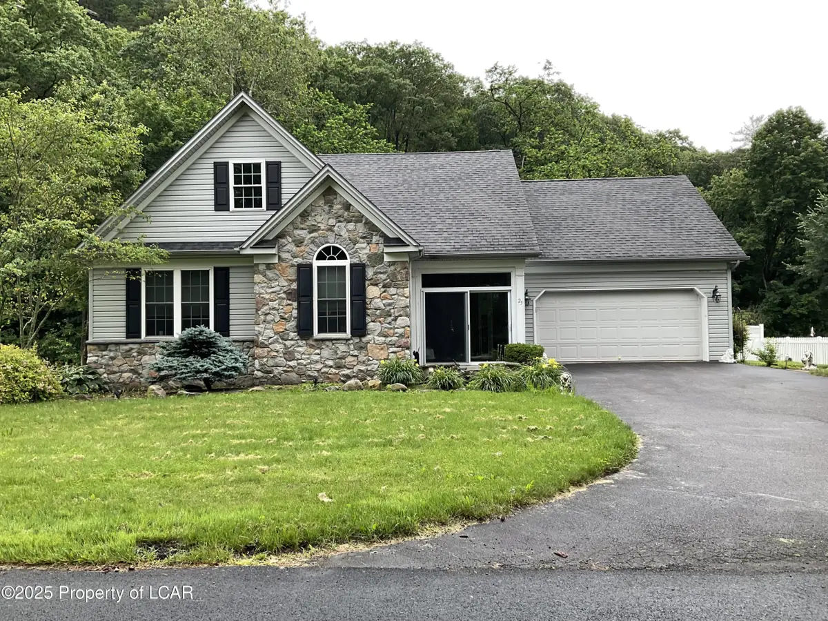 25 Tilbury Avenue, Nanticoke in Nanticoke