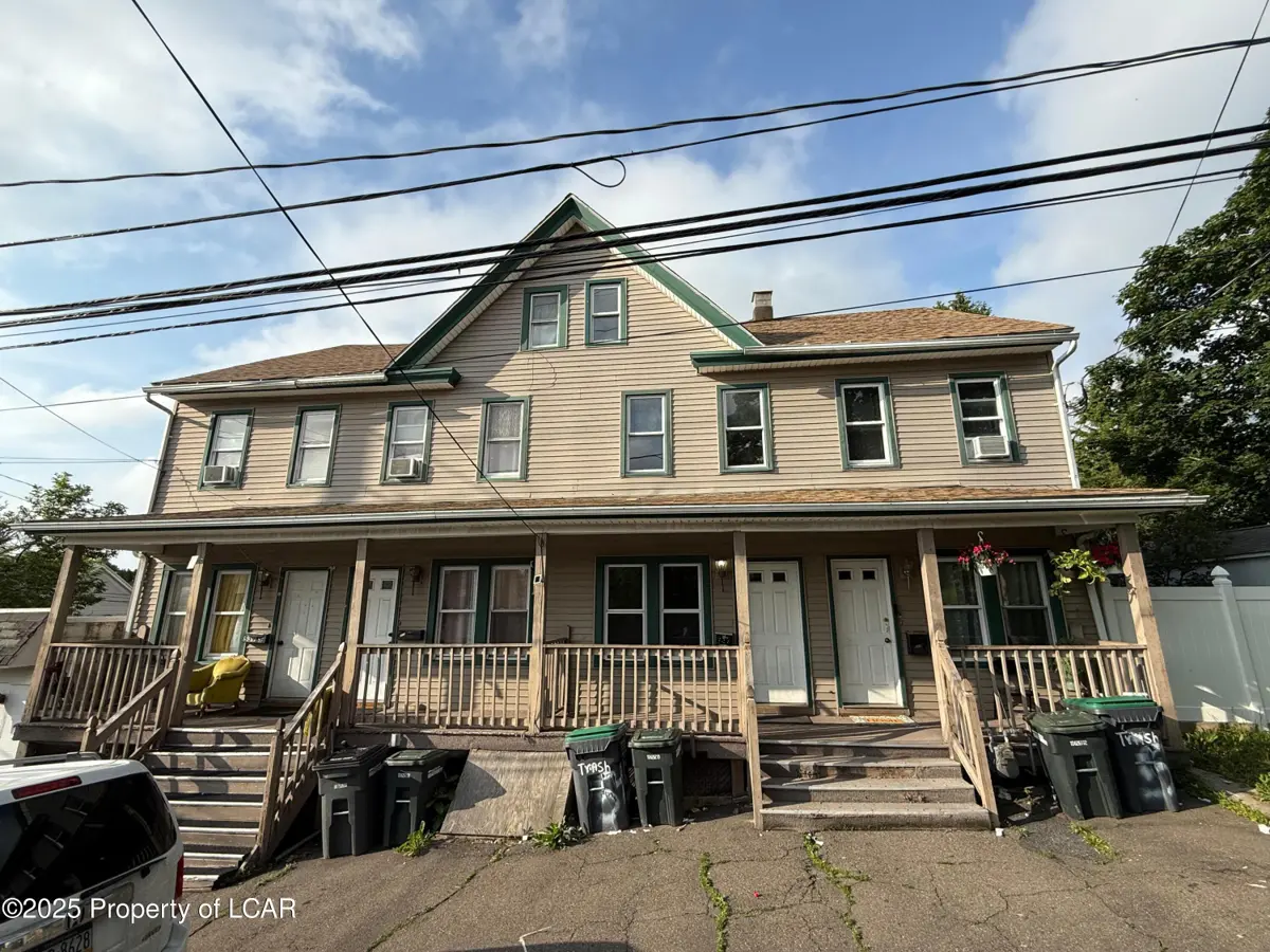 538-543 E BROAD Street, Hazleton in Hazleton