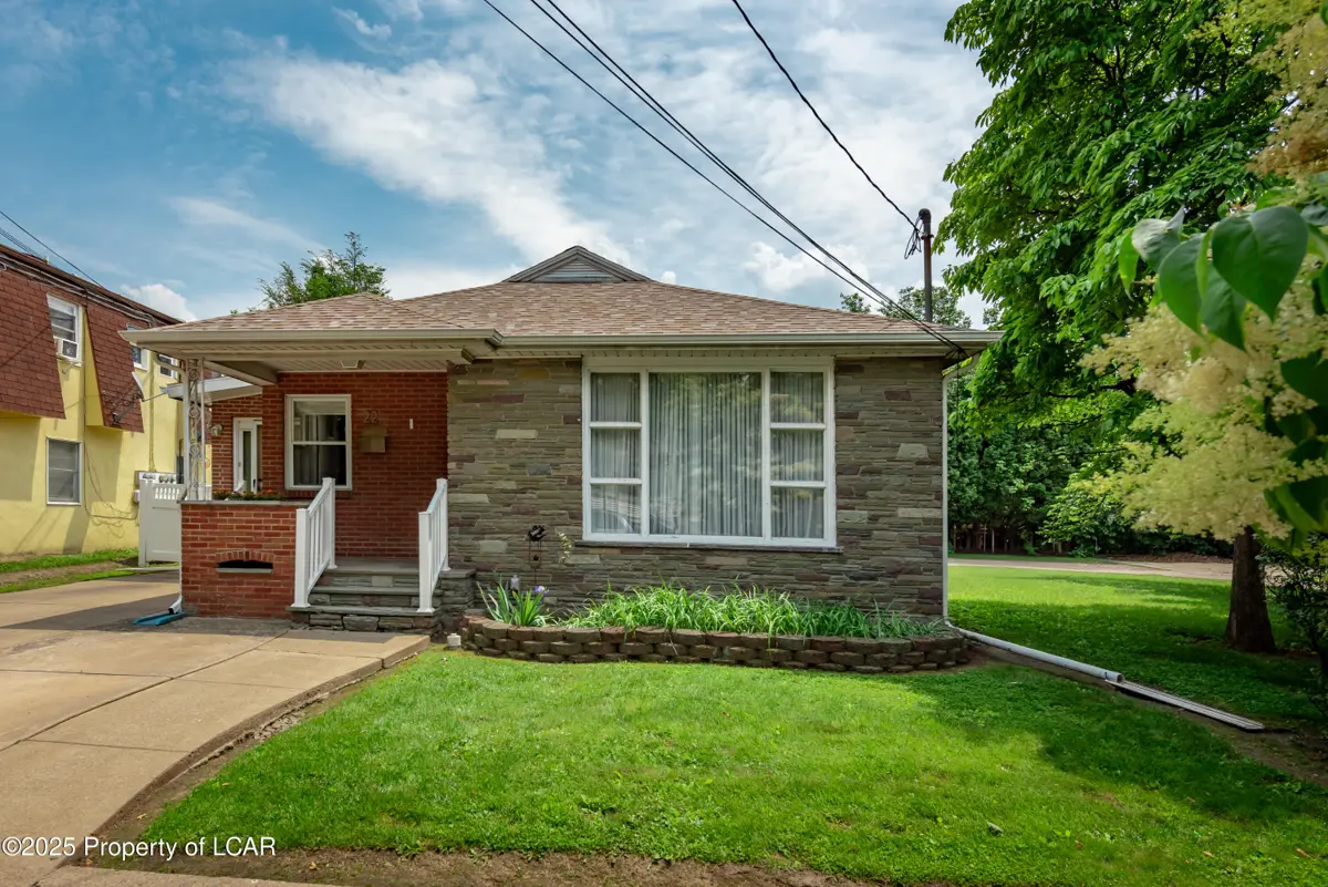 22 First Avenue, Kingston in Kingston