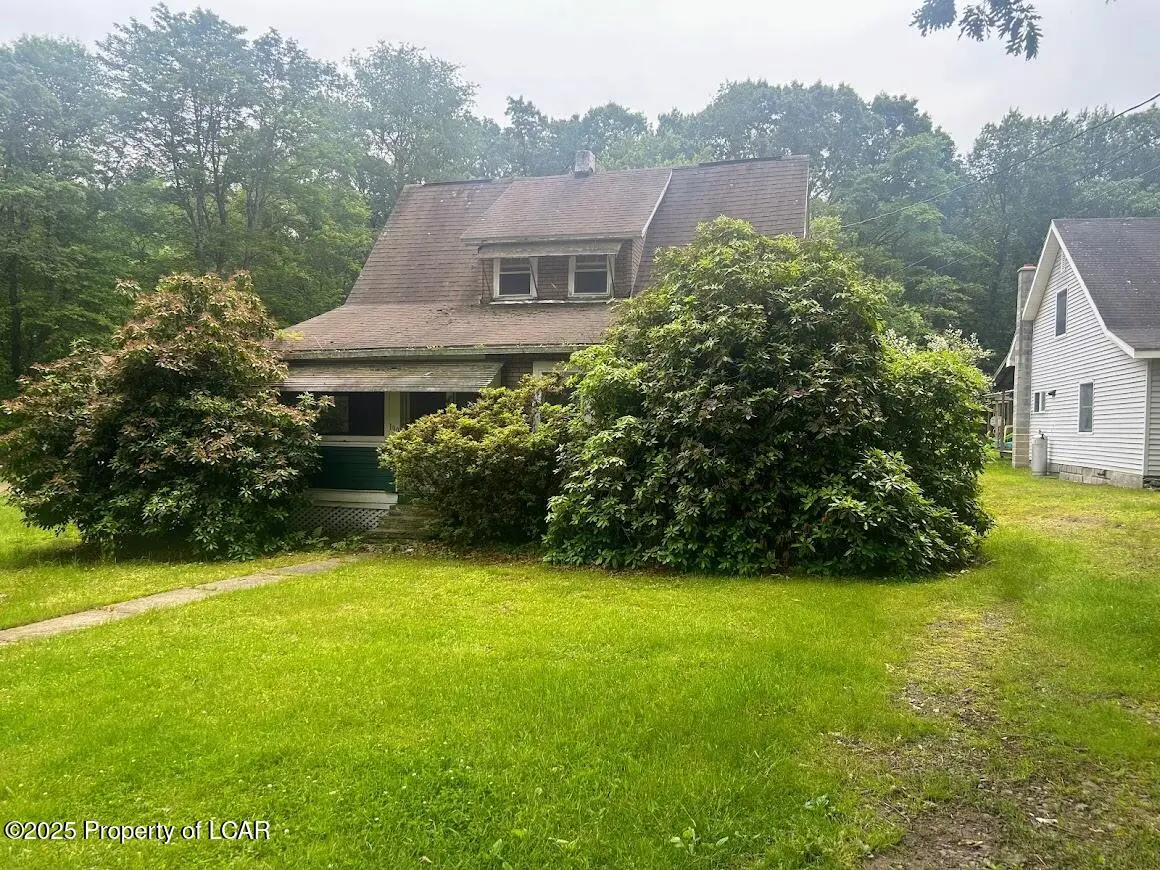 190 Cragle Hill Road, Shickshinny in Shickshinny