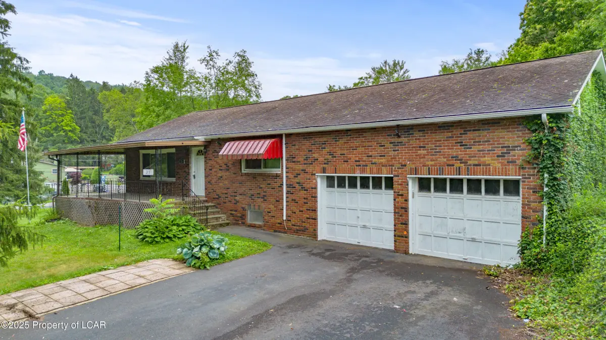 23 Knoll Street, Harveys Lake in Harveys Lake