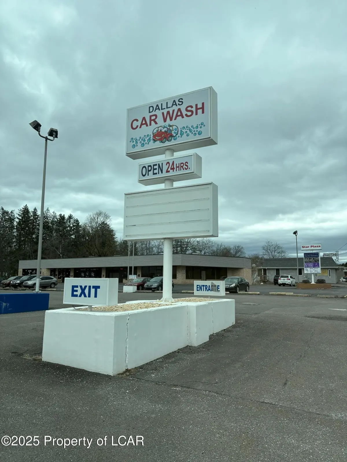 2955 Memorial Highway, Dallas in Dallas