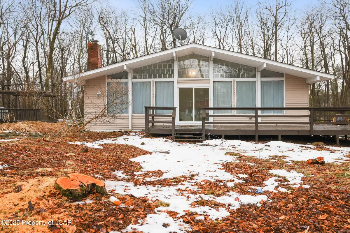 102 Orchard Lane, Tobyhanna in Tobyhanna