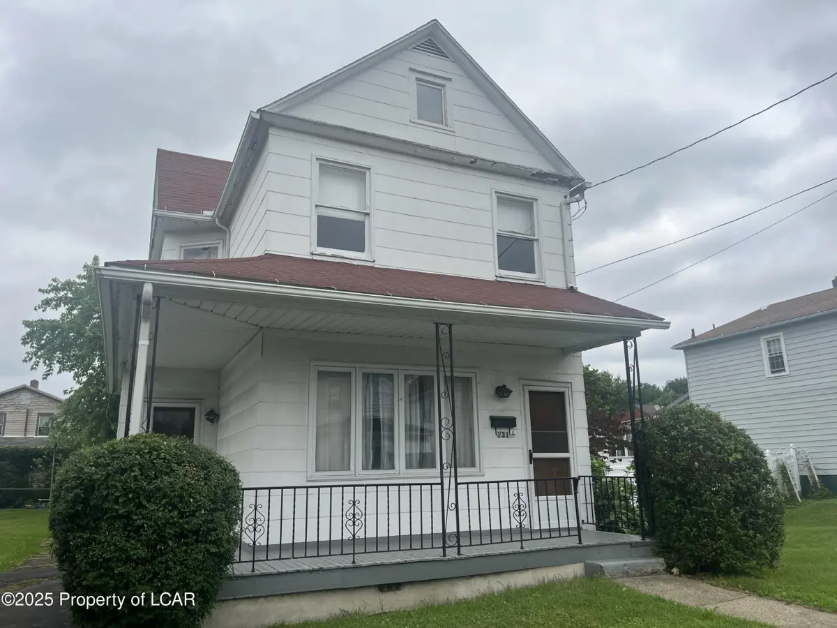 131 Dagobert Street, Wilkes-Barre in Wilkes-Barre