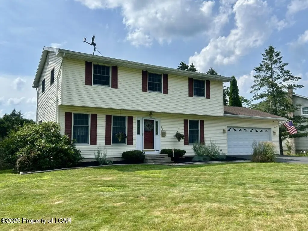 83 Deerpath Drive, Mountain Top in Mountain Top