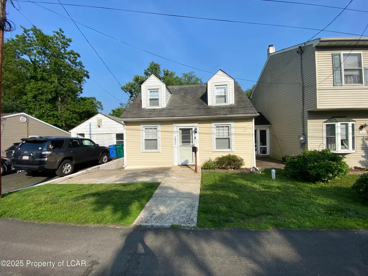 1821 Hazel Avenue, Bristol in Bristol