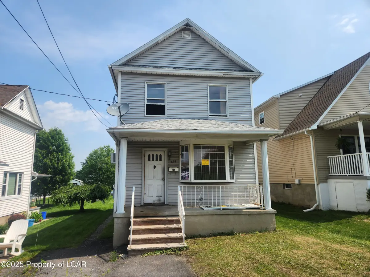424 Penn Ave Pe Avenue, Dupont in Dupont