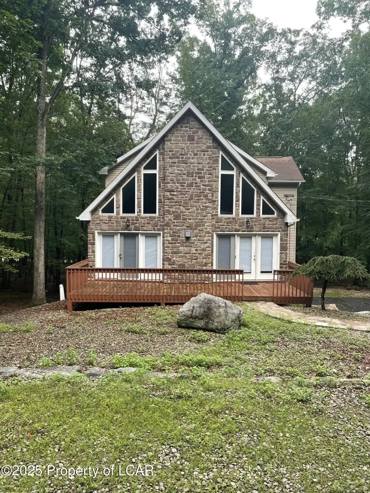 260 Iroquois Circle, Hazleton in Hazleton