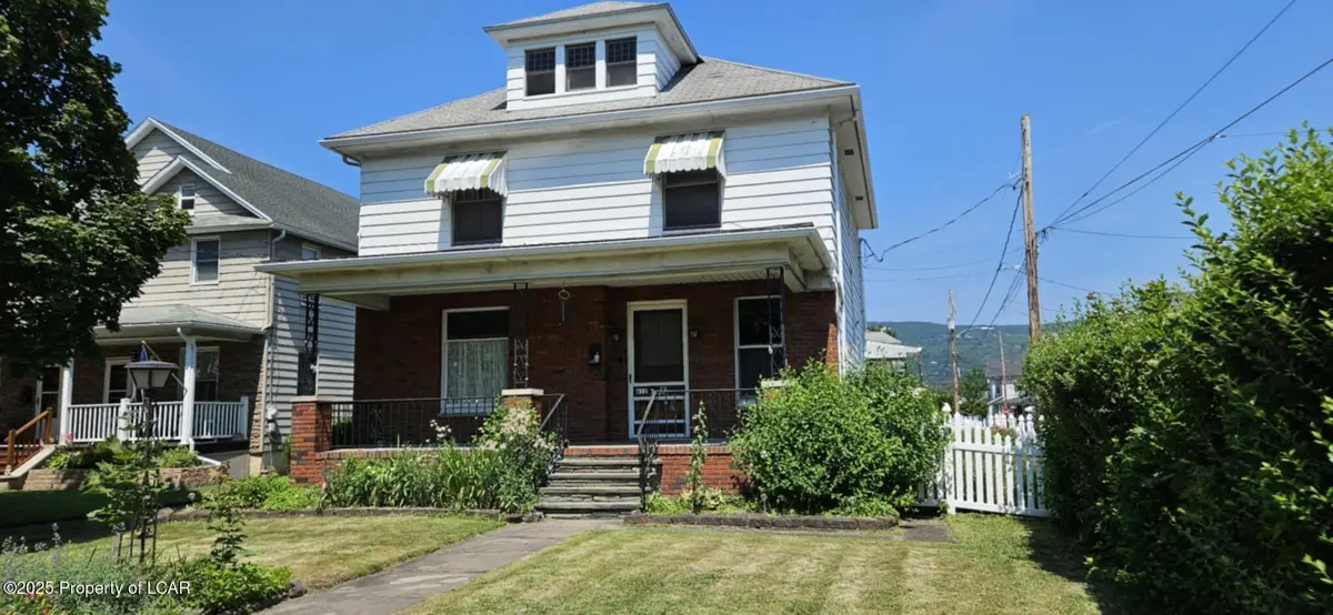 612 Wyoming Avenue, West Pittston in West Pittston