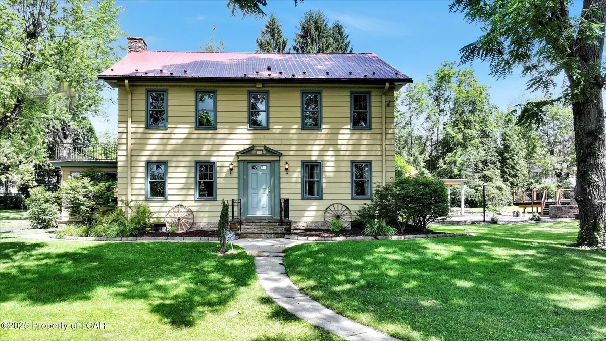 35 Holland Street, Tamaqua in Tamaqua