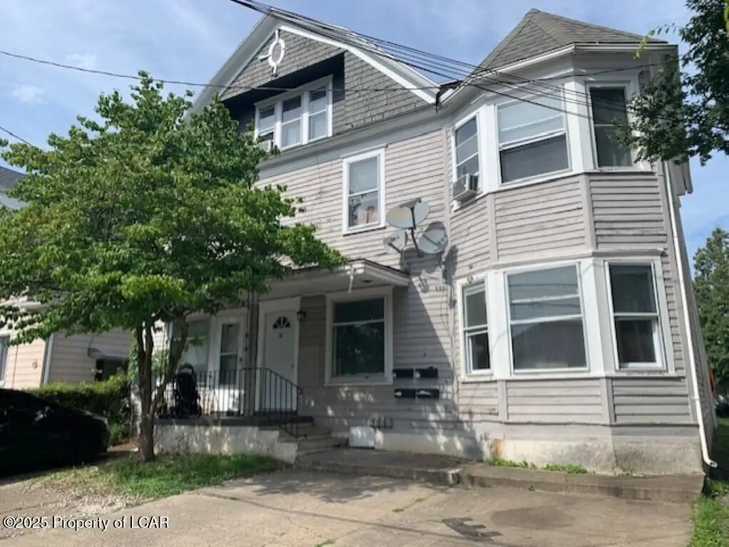 67 W union Street B, Kingston in Kingston