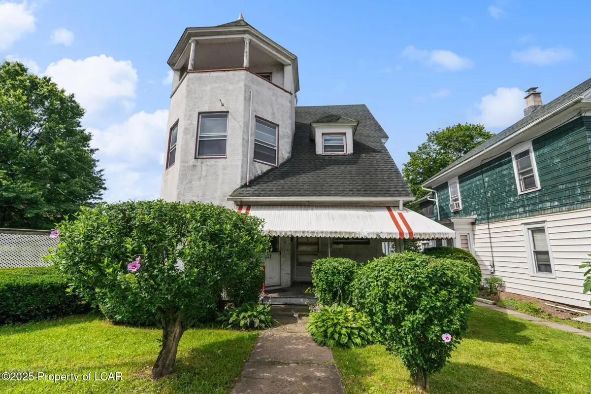 832 Green Ridge Street, Scranton in Scranton