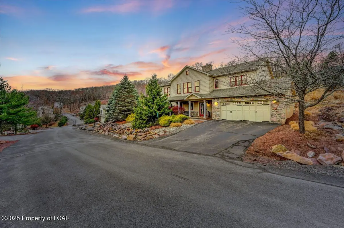 113 Longview Drive, Lake Harmony in Lake Harmony