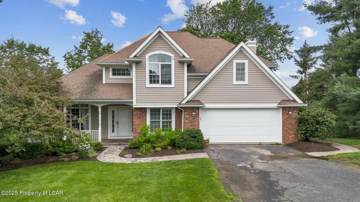 1014 Pheasant run Road, Clarks Summit in Clarks Summit