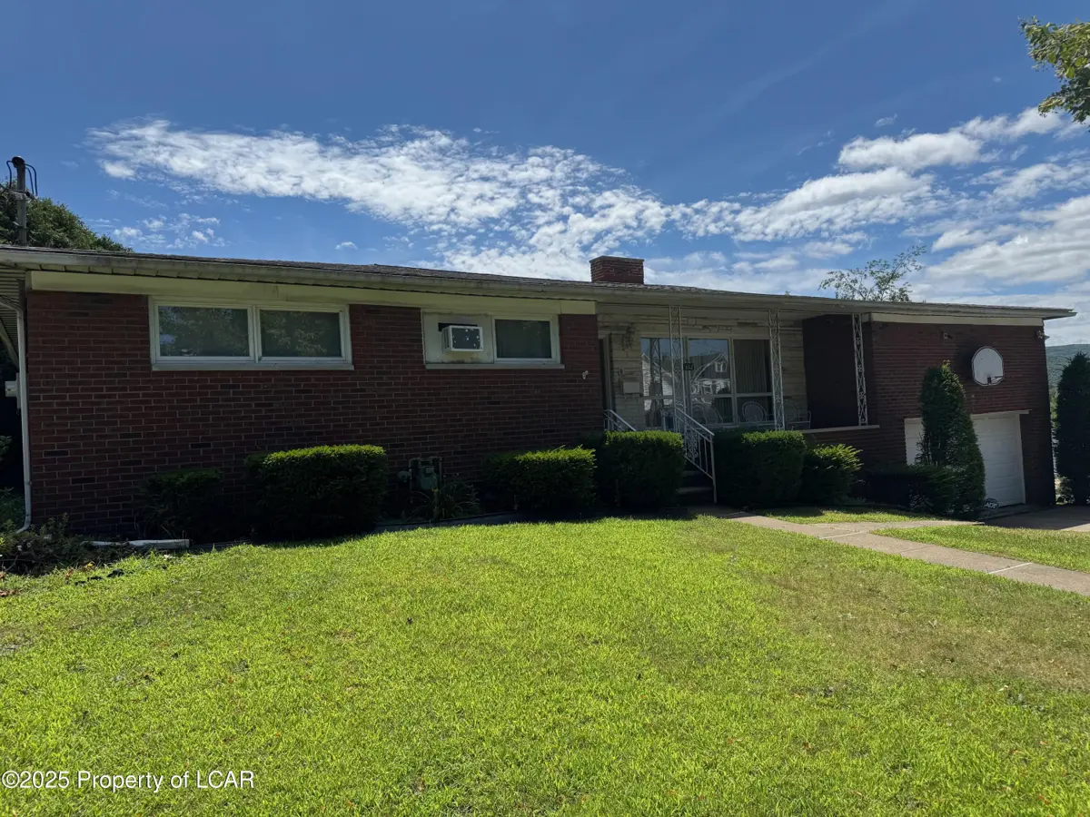 332 S Meade Street, Wilkes-Barre in Wilkes-Barre