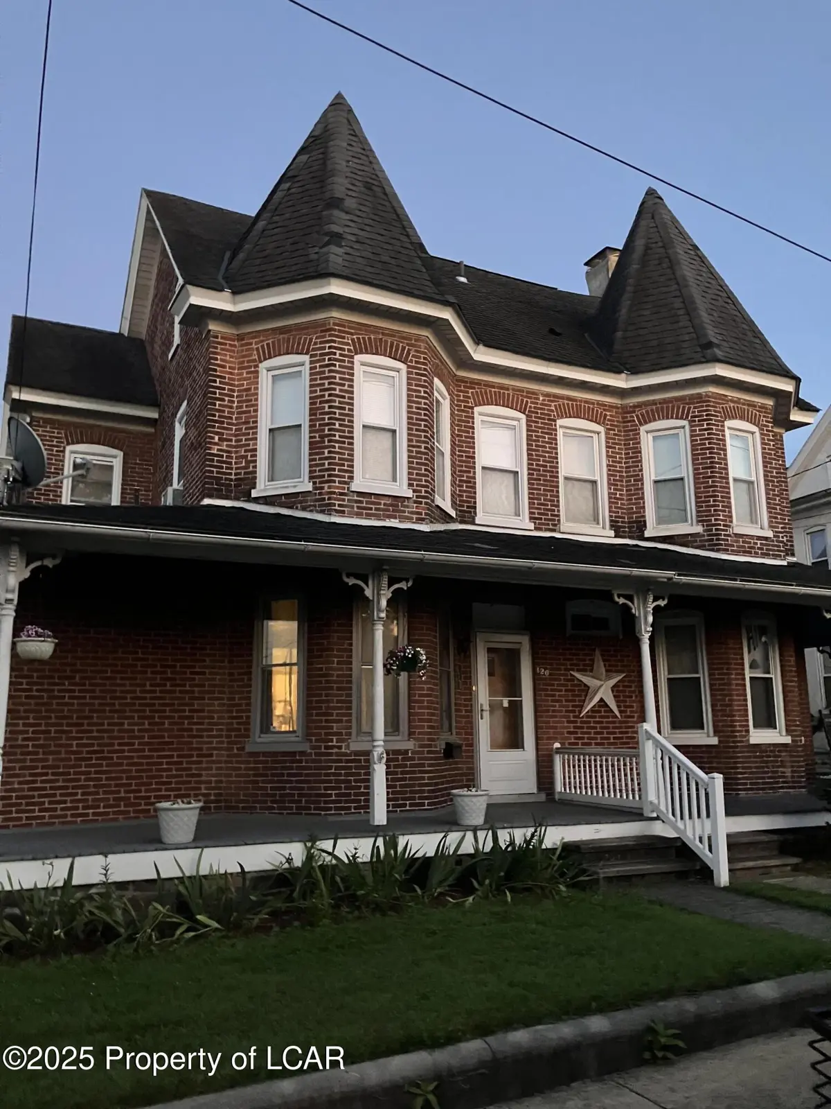 120 E 6th Street, Montgomery in Montgomery